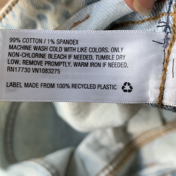 Universal Thread Jean Shorts - Picture 6 of 6